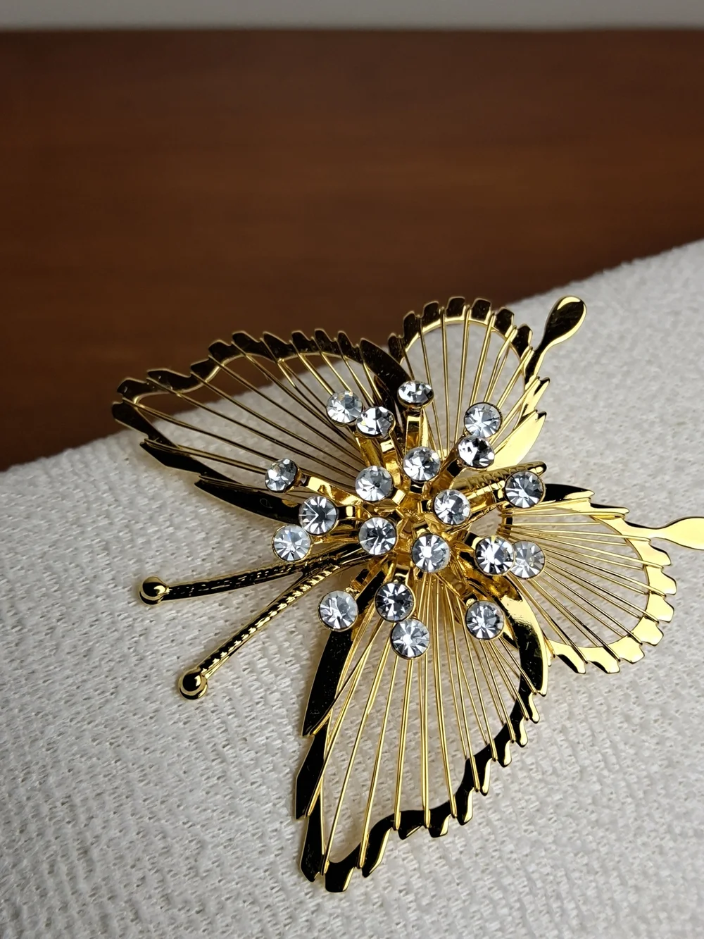 Monet gold tone